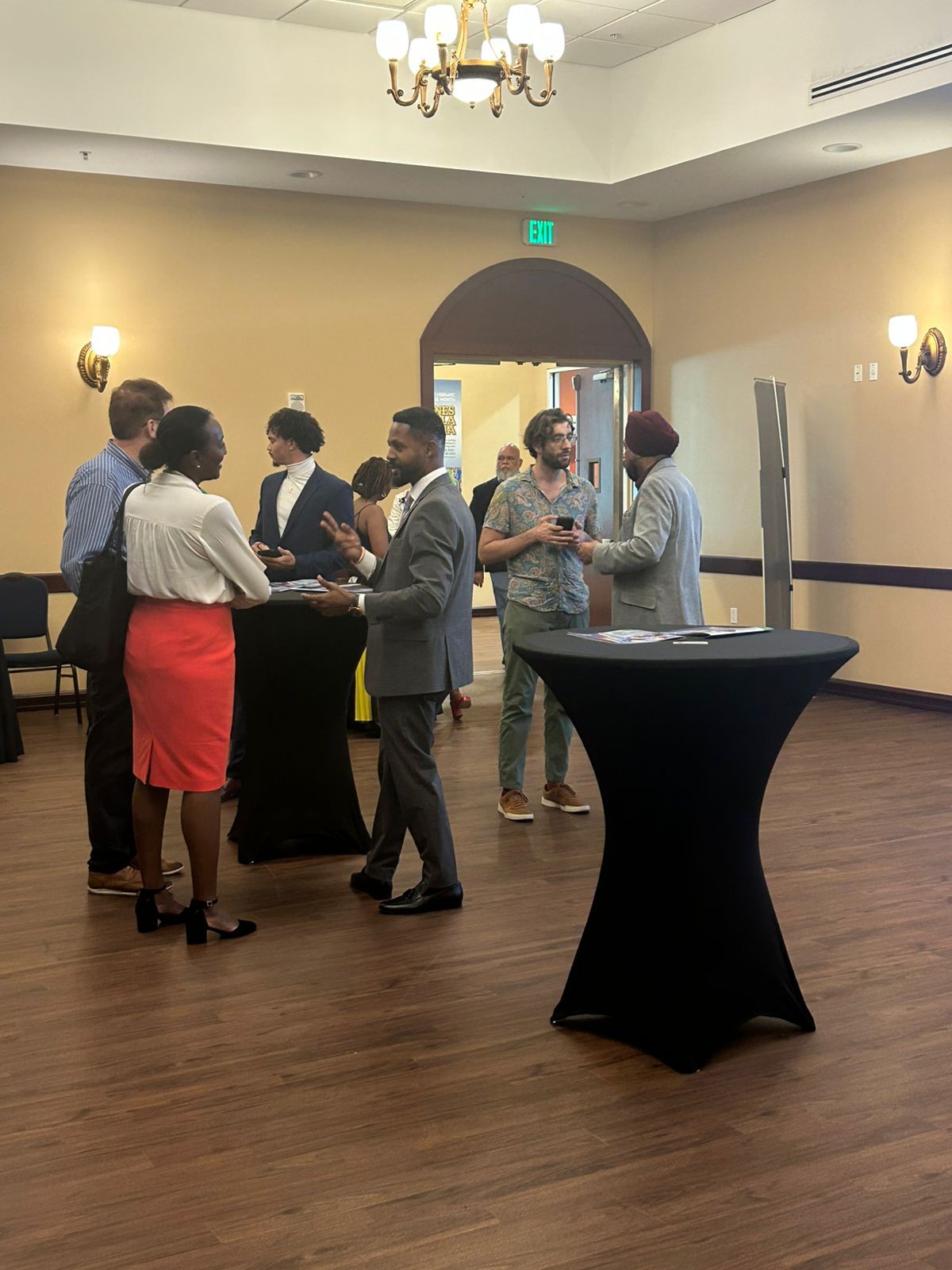 PHOTO-2025-11-05-09-12-45